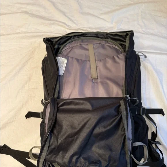 Kelly RedWing 32 hiking/outdoor backpack